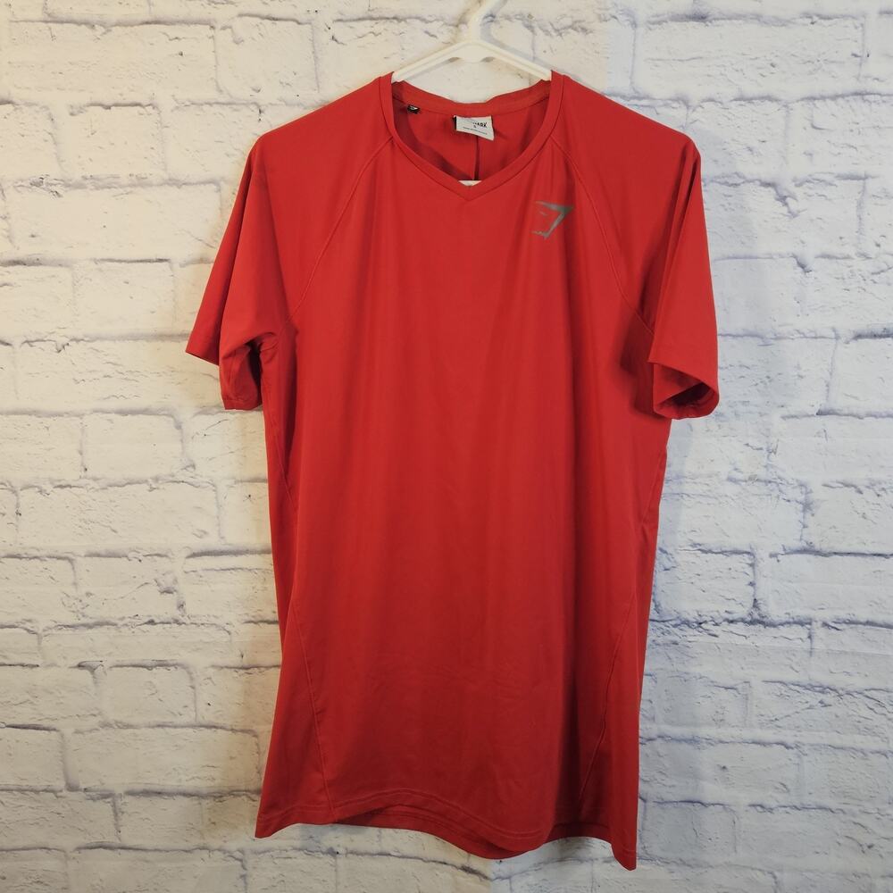 GYMSHARK VEER T-SHIRT Size: S Mens Red Short Sleeve